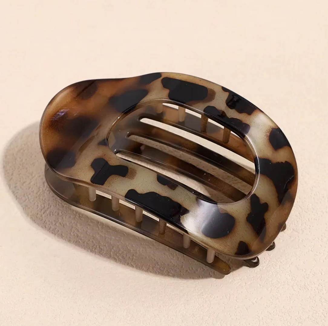 Clipia: Tie your hair with elegance!