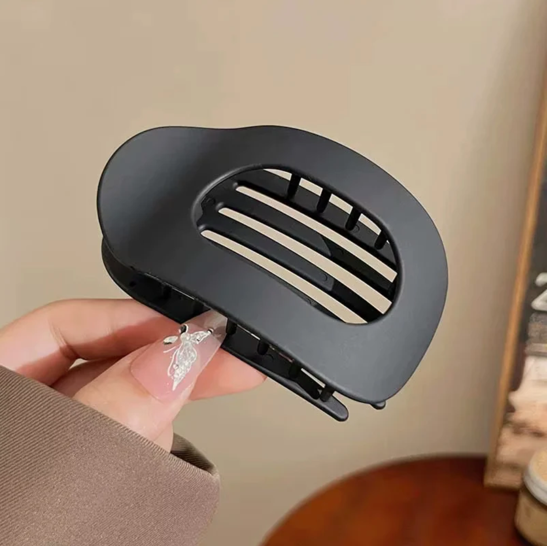 Clipia: Tie your hair with elegance!